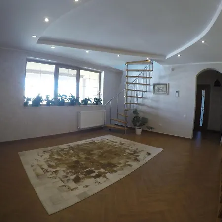 فندق مبيت وإفطار Casa Edwin