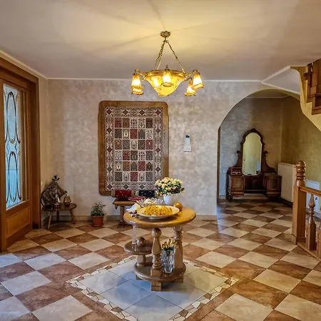 Casa Edwin فندق مبيت وإفطار كونستانتا